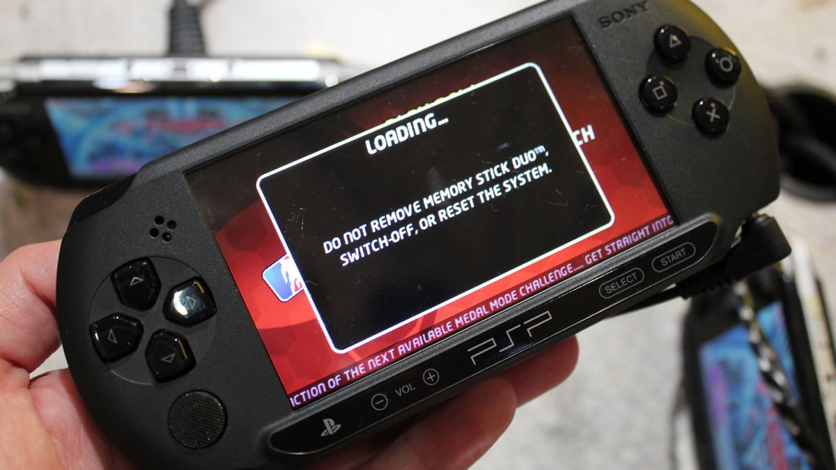 TuniGamers – Vers un retour de la PSP / PS Vita ? Face au succès du PlayStation Portal, Sony surveillerait de près le marché des consoles portables…
